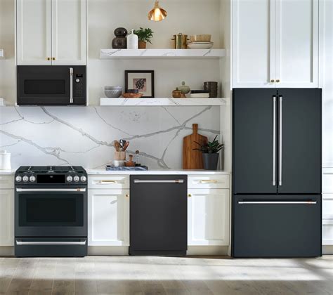APPLIANCES .